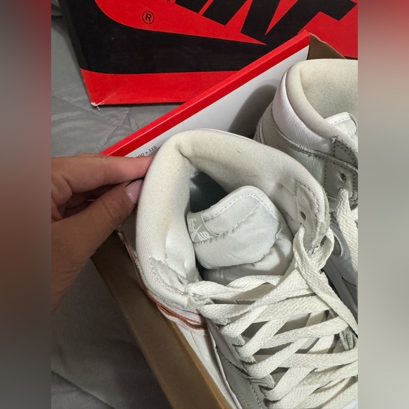 Nike Jordan 1 - Picture 10 of 14